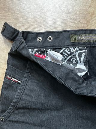 Pantalones Diesel Negros