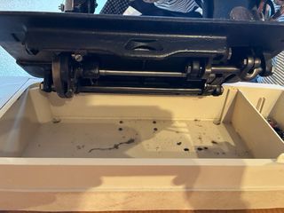 Máquina de coser Singer antigua