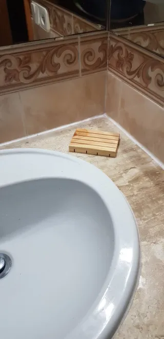 Jabonera de madera