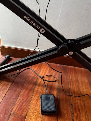 Piano Digital Yamaha P-143