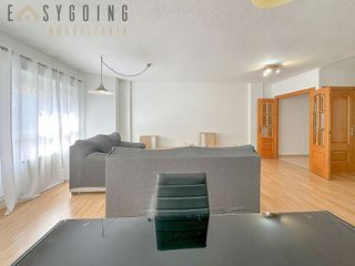 Piso en alquiler en Centro en Santa Pola