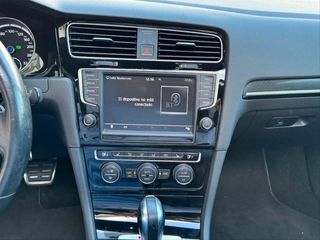 VOLKSWAGEN Golf R 2.0 TSI 300cv BMT 4Motion DSG
