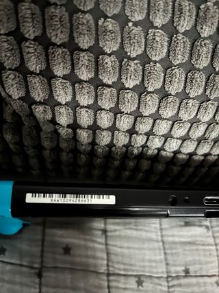 Nintendo Switch Azul/Rojo + Funda Zelda