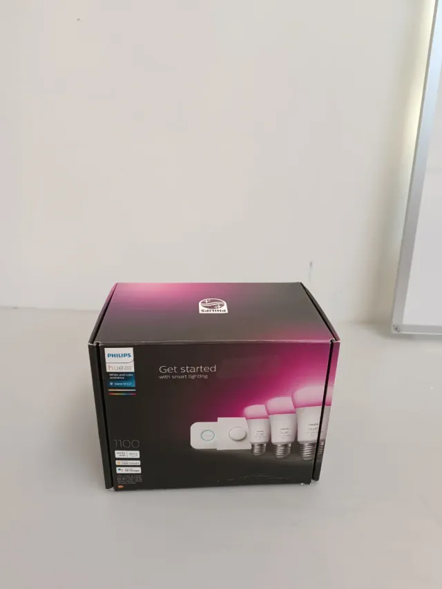 Kit Inicial Philips Hue Bridge com 3 Lâmpadas G2Y0143