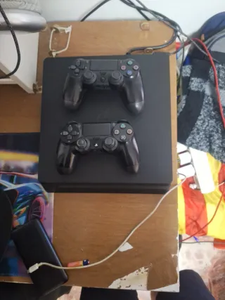 PS4 (PlayStation 4) + 2 Mandos + Juegos