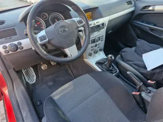 Opel Astra 2006