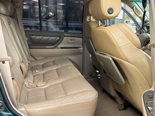 TOYOTA Land Cruiser 100 4.2TDI VX LHR