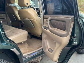 TOYOTA Land Cruiser 100 4.2TDI VX LHR