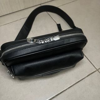 Bandolera Louis Vuitton Negra y Gris