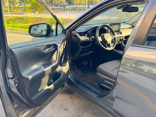 TOYOTA Rav4 2.5l 220H Advance