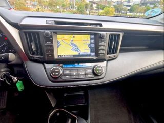 TOYOTA Rav4 2.0D 150D 2WD Advance