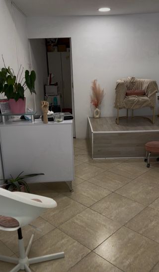 traspaso local de uñas