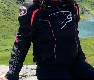 Equipación moto mujer Alpinestars / Bering / HJC