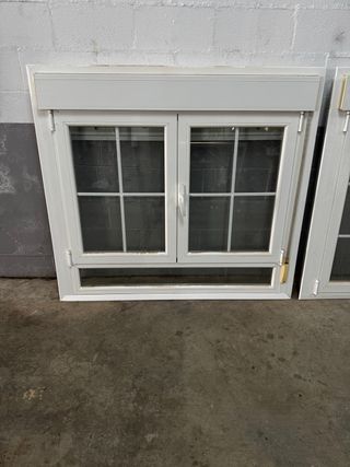 Ventana aluminio con persiana