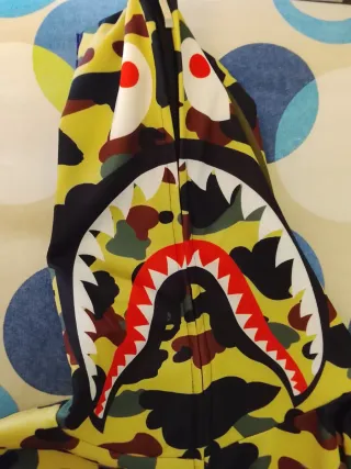 Sudadera Bape Camuflaje Tiburón Amarillo