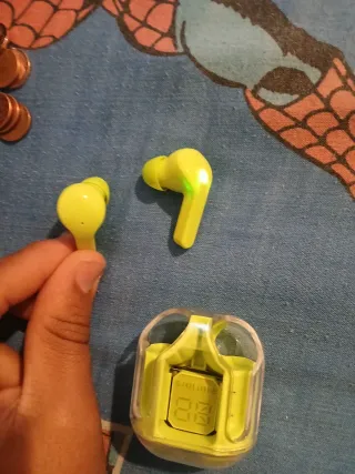 Cascos Bluetooth Amarillos