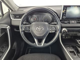 TOYOTA RAV4 220H BUSINESS