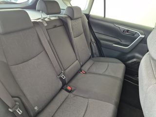 TOYOTA RAV4 220H BUSINESS