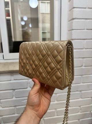 Bolso Love Moschino Dorado Matelassé