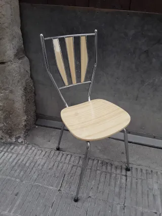 Silla Vintage Metal y Madera Beige