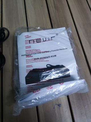 Nevir NVR-2329 DVD-KUM Reproductor DVD USB Con Karaoke