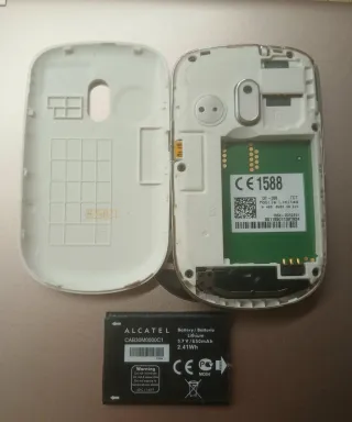 Teléfono Móvil Alcatel OT-355 Teclado QWERTY.