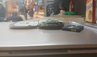 Teléfono Móvil Alcatel OT-355 Teclado QWERTY.