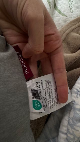 Cojín Maternidad Momcozy Gris