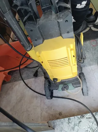 Hidrolimpiadora Karcher Amarilla