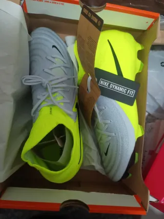 Zapatillas Fútbol Nike Phantom Gris/verde talla 40