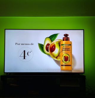 TV Ambilight 70” 4K HDR Plata