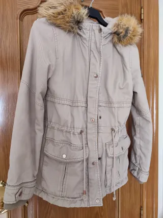 Chaquetón Pimkie forrado borrego talla xs