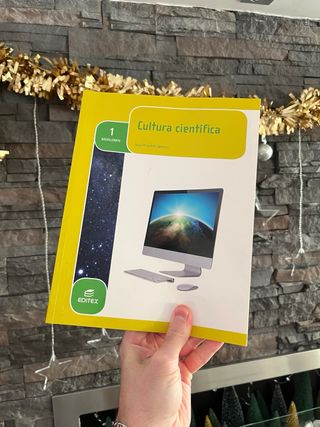 Libros escolares variados