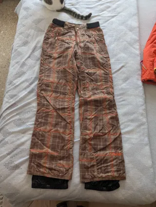 Conjunto Nieve Marca Protest Mujer/Niña