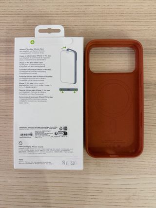 Funda iPhone 17 Pro Max Silicone Terra Cotta