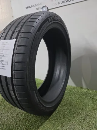 225 40 18 92Y KUMHO ECSTA SPORT