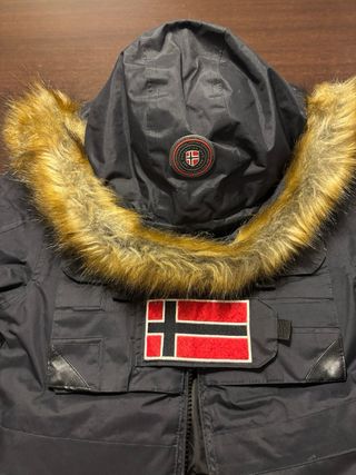Anorak GEOGRAFICAL NORWAY negro
