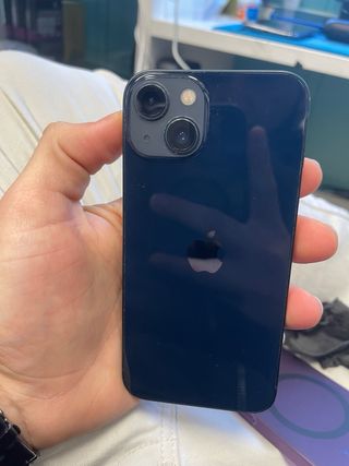 iPhone 13 256GB con Batería 77%