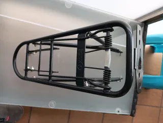 Portaequipajes aluminio negro para ruedas de 24,26