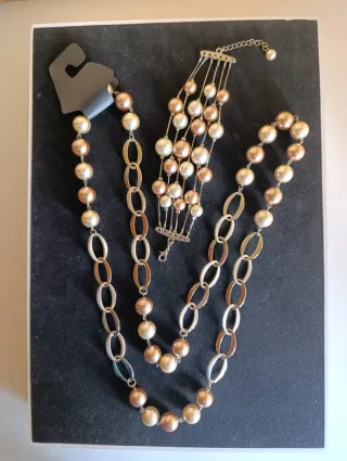 Collar largo y pulsera a juego dorados y plateados