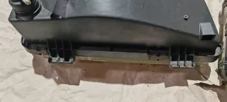 Coppia di fari anteriori Mercedes 100D