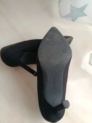 Zapatos de tacón negros Lefties