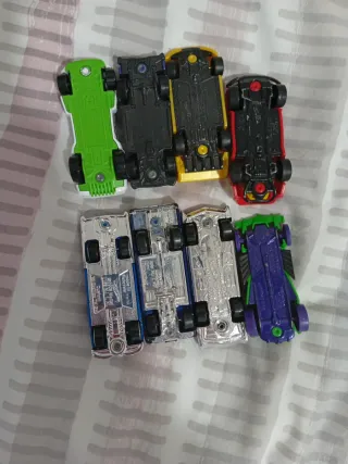 8 Coches Hot Wheels