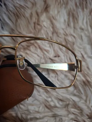 Montura Ray-Ban Oro y Negra