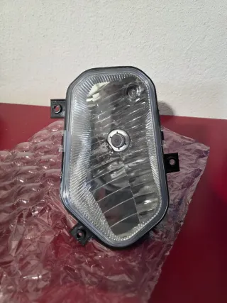 Faro Delantero Derecho Polaris RZR