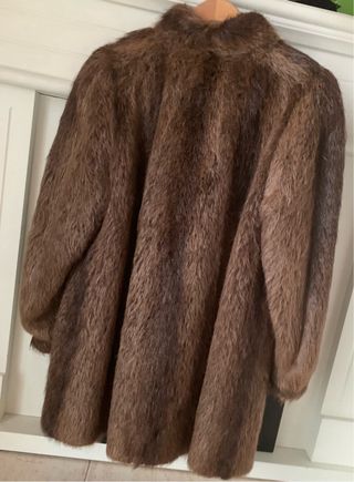 Abrigo de pelo Akor marrón invierno