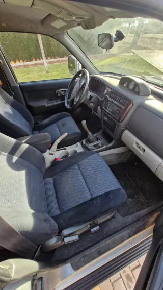 Mitsubishi Montero 2002