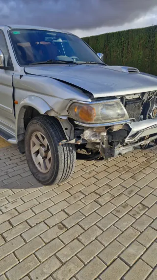 Mitsubishi Montero 2002