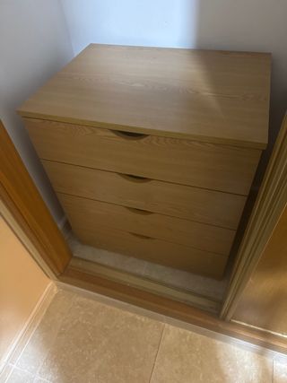 Cajonera de madera color beige/marrón