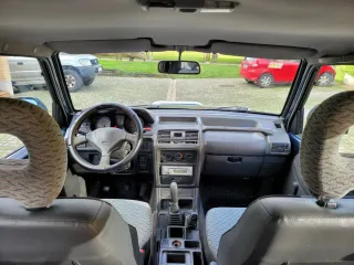 Mitsubishi Montero 1996